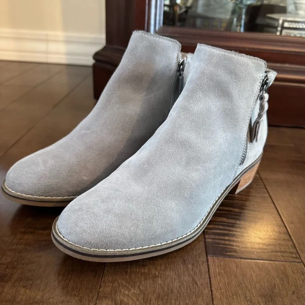 Blondo Gray Liam Waterproof Suede Leather Ankle Boots - Picture 3 of 16